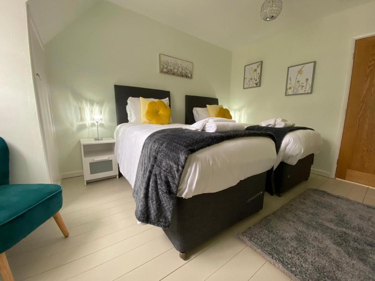 Meadow House Villa Stamford Bagian luar foto