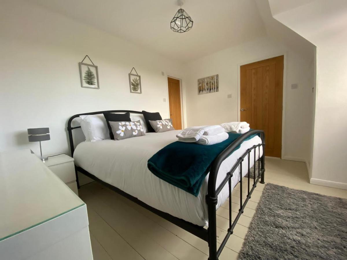 Meadow House Villa Stamford Bagian luar foto